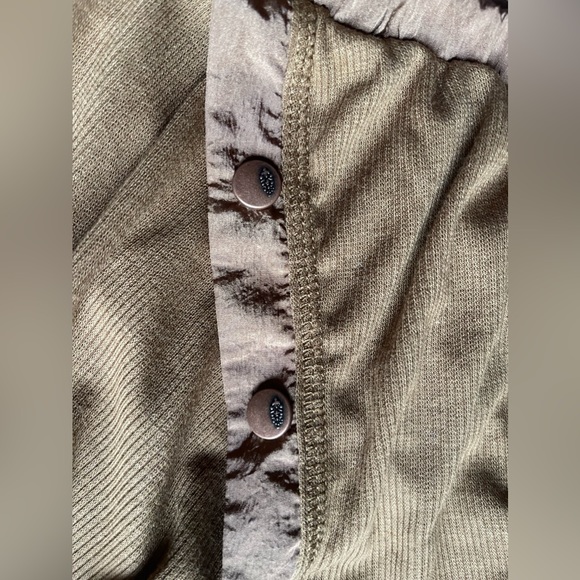 Free People~Banyan Tree Brown~Dakota Crop - Picture 6 of 10